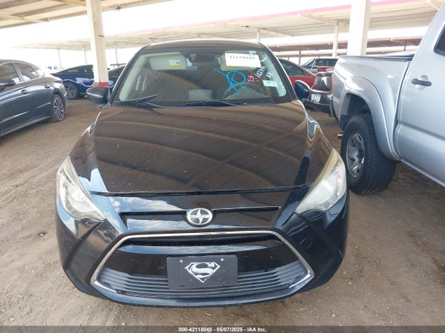 3MYDLBZV2GY102744 Scion IA