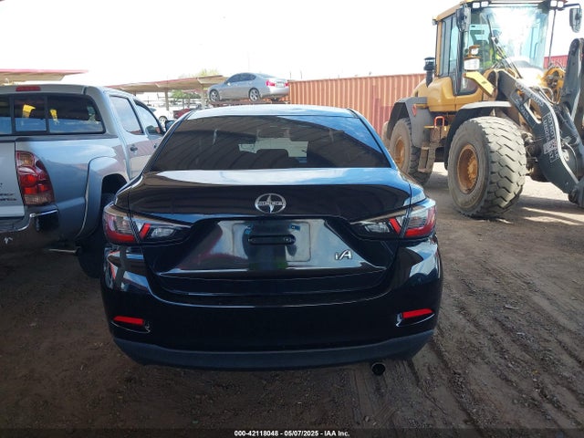 3MYDLBZV2GY102744 Scion IA