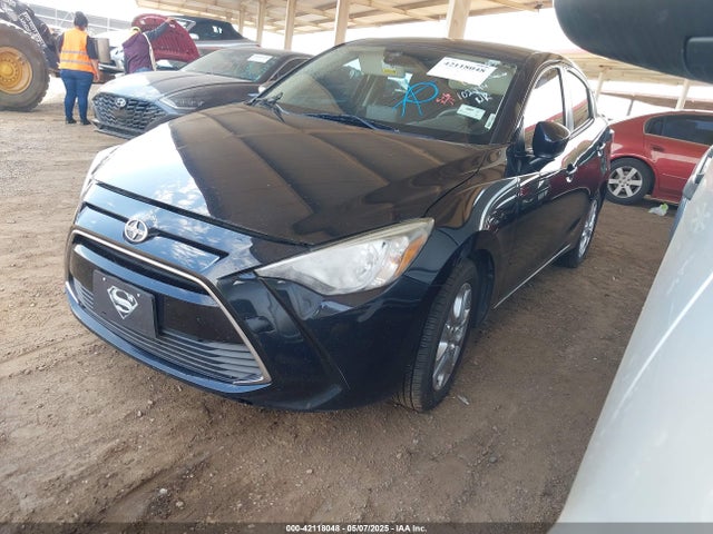 3MYDLBZV2GY102744 Scion IA