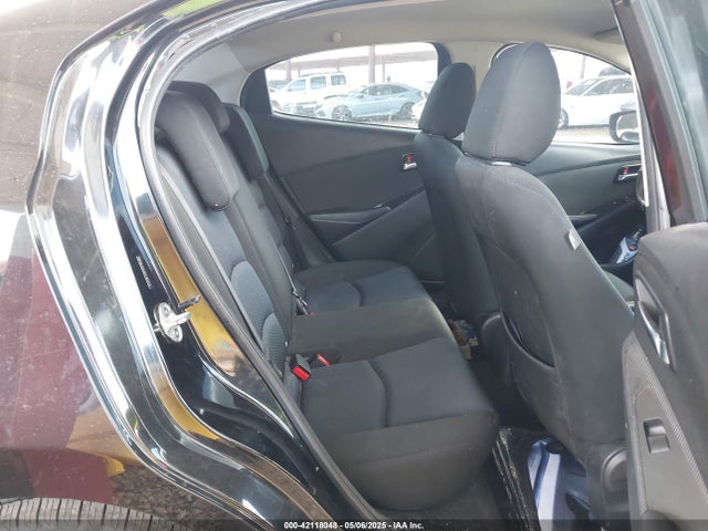 3MYDLBZV2GY102744 Scion IA