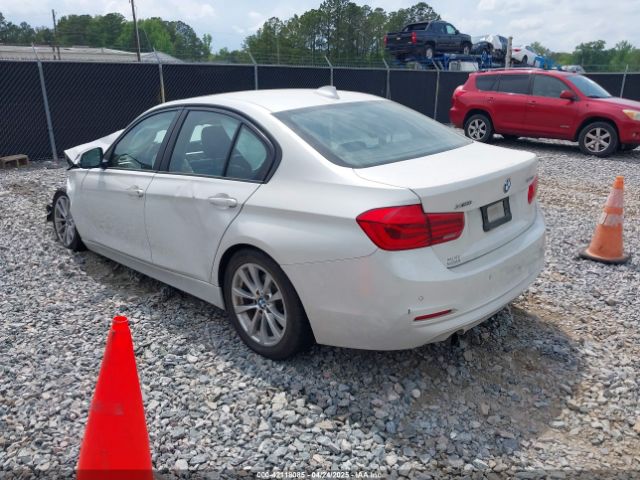 2017 BMW 320I WBA8E5G53HNU42351 Photo 2