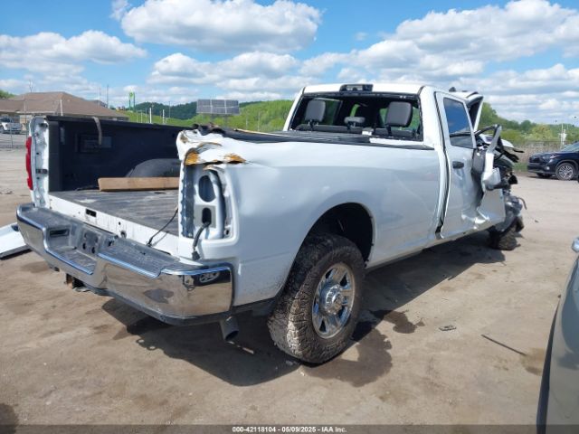 3C6UR5HJ9PG564714 RAM 2500 Tradesman  4x4 8' Box
