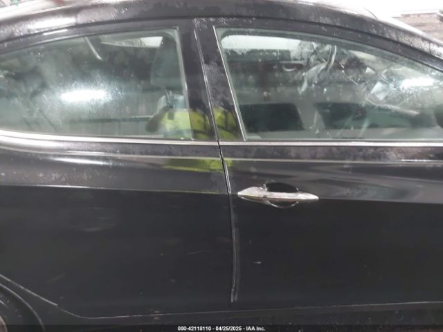 5NPDH4AE9GH681381 Hyundai Elantra Limited