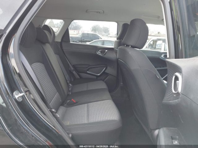 KNDJ23AU7M7126130 KIA SOUL S