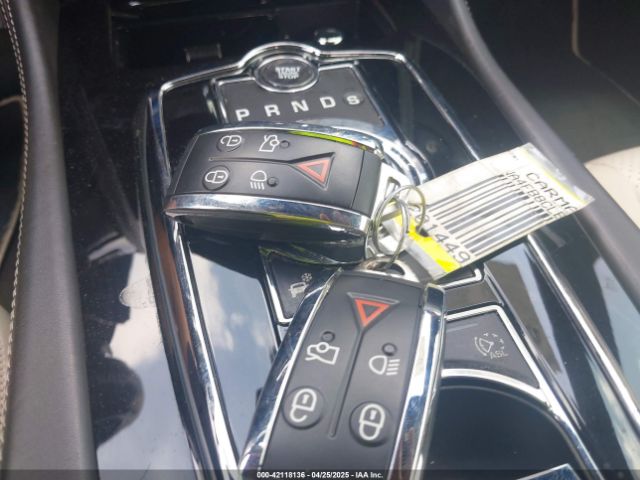 2012 JAGUAR XK SAJWA4FB8CLB47049 Photo 10