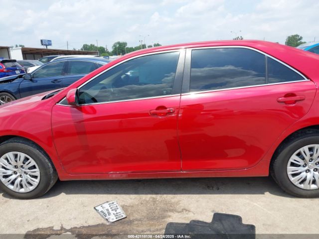4T4BF1FK9ER431735 Toyota CAMRY L
