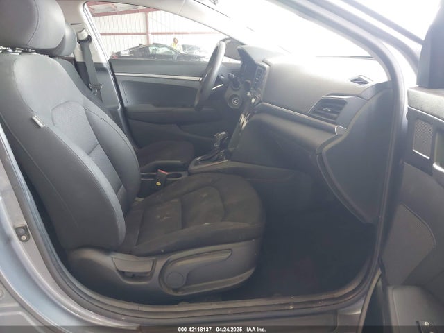 Hyundai ELANTRA SE 2019 KMHD74LF7KU818921 Image 5