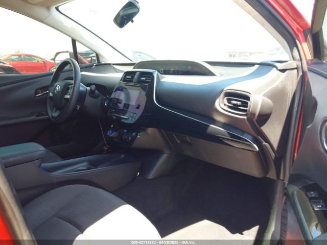 JTDKBRFU5G3524139 Toyota Prius Two