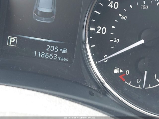 KNMAT2MVXHP584388 Nissan ROGUE SV