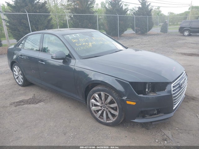 2017 AUDI A4 WAUGMAF41HN033670 Photo 0