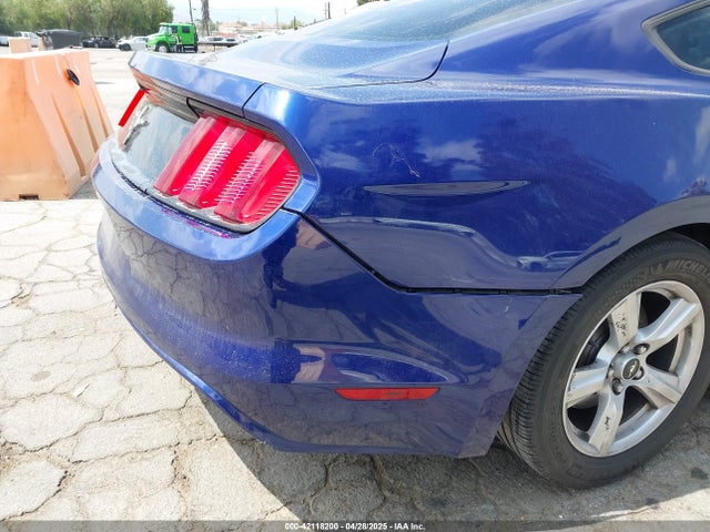 1FA6P8AM5G5300125 Ford Mustang V6