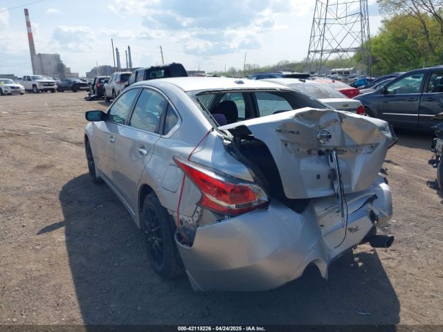 2015 NISSAN ALTIMA 1N4AL3AP2FC266982 Photo 2