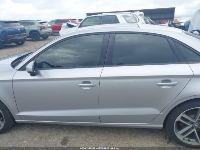 WAUB8GFF2H1009940 Audi A3 2.0t Premium
