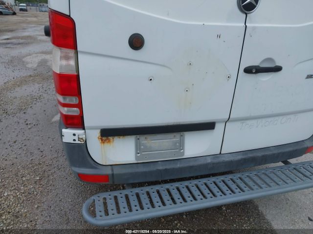 WD3PE8DE1E5899704 Mercedes-Benz Sprinter 2500 High Roof