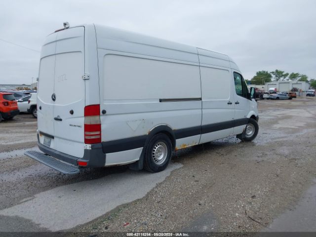 WD3PE8DE1E5899704 Mercedes-Benz Sprinter 2500 High Roof