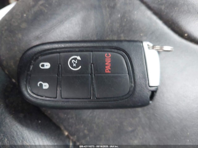 1C4PJMDB9GW252335 Jeep 2016