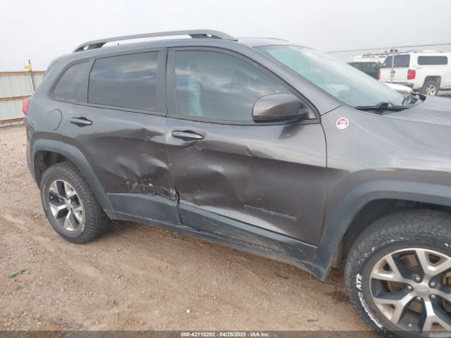1C4PJMBS8GW242205 Jeep Cherokee Trailhawk