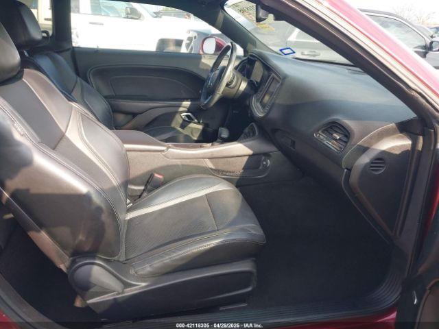2C3CDZAGXKH632914 Dodge Challenger Sxt