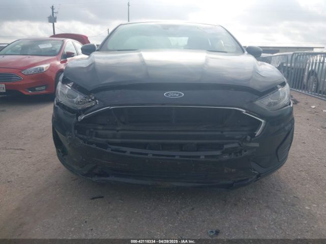 3FA6P0LU8KR126779 Ford Fusion Hybrid Se