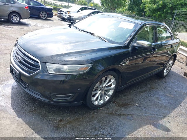 Ford Taurus Limited 2015 1FAHP2J80FG107134 Image 2