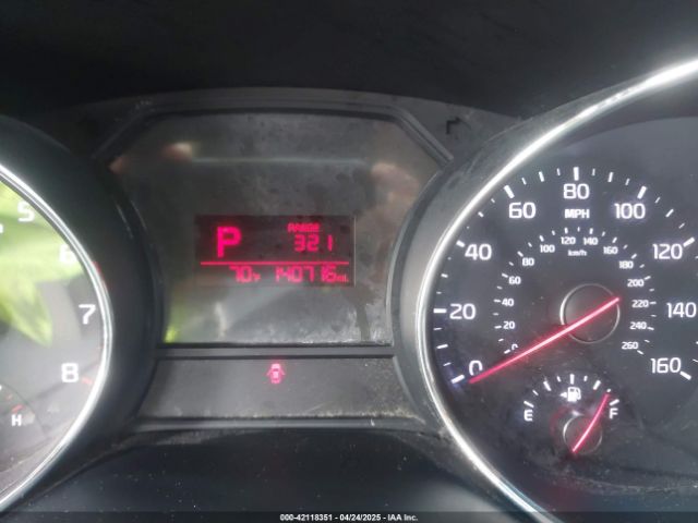 KNDMB5C15H6221020 KIA SEDONA LX