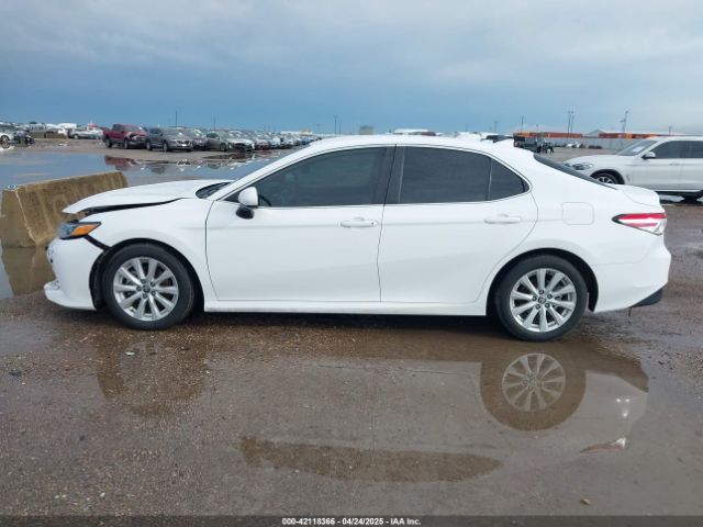 4T1C11AK8LU395831 Toyota CAMRY LE