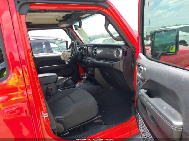 1C4HJXEG4KW573157 Jeep Wrangler Unlimited Sahara 4x4