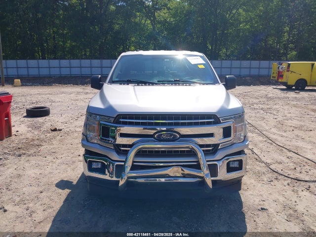 1FTFX1E5XJKG09599 Ford F-150 Xlt
