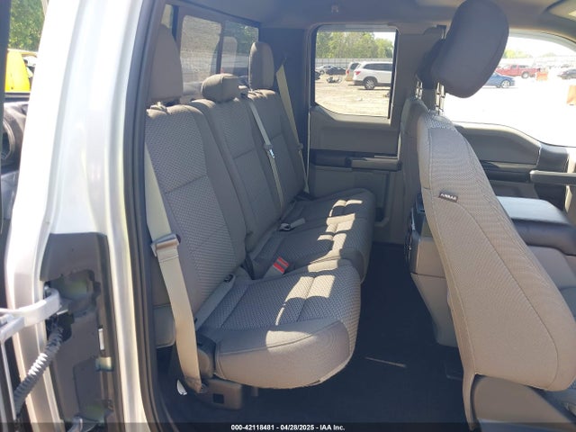 1FTFX1E5XJKG09599 Ford F-150 Xlt