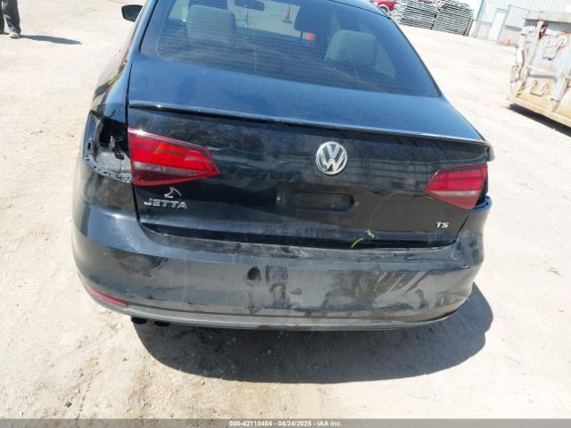 3VWD17AJ1GM404282 Volkswagen Jetta 1.8t Sport