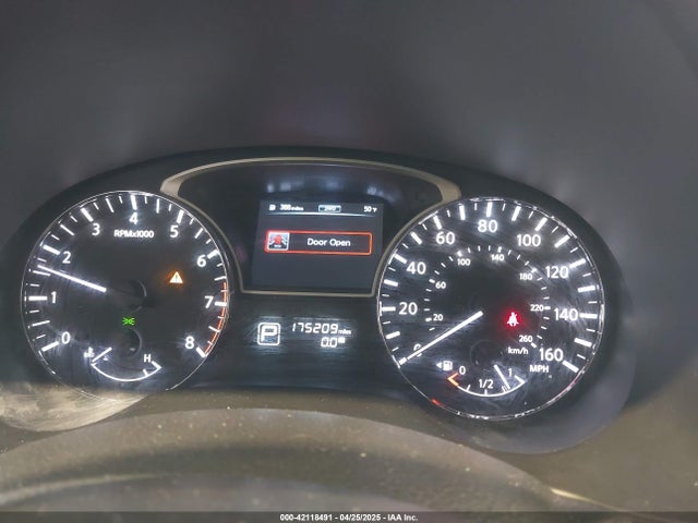 5N1AR2MM7EC687692 Nissan Pathfinder Sl