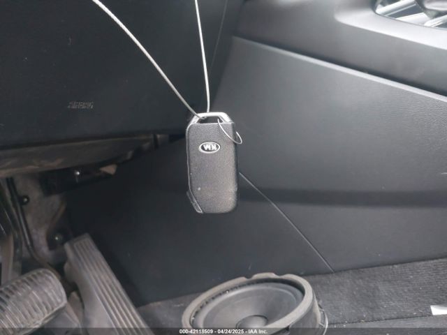 5XYP24HC3LG087793 KIA Telluride Lx