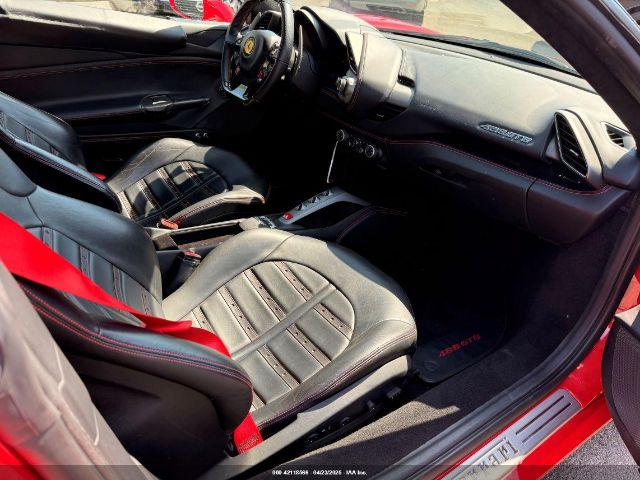 2017 FERRARI 488 GTB ZFF79ALAXH0222413 Photo 4
