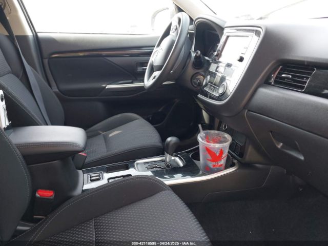 JA4AD2A34KZ055525 Mitsubishi Outlander Es