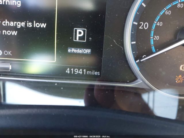 1N4AZ1CPXJC301793 Nissan LEAF SV