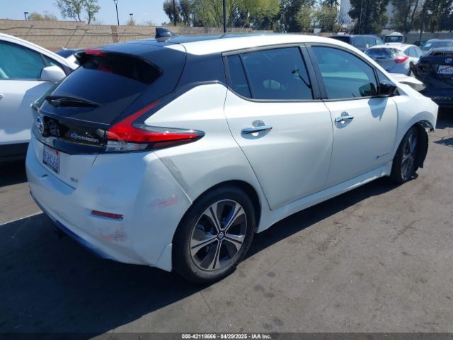 1N4AZ1CPXJC301793 Nissan LEAF SV