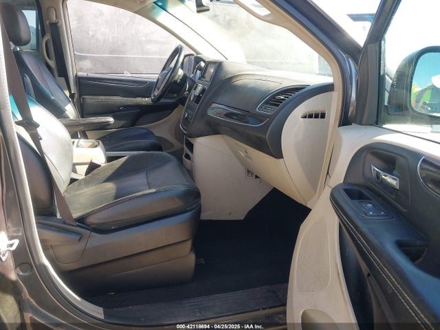 2C4RC1BG0GR302595 Chrysler Town & Country Touring