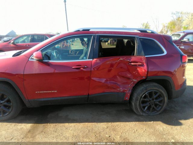 1C4PJMCS9GW162829 Jeep Cherokee Latitude