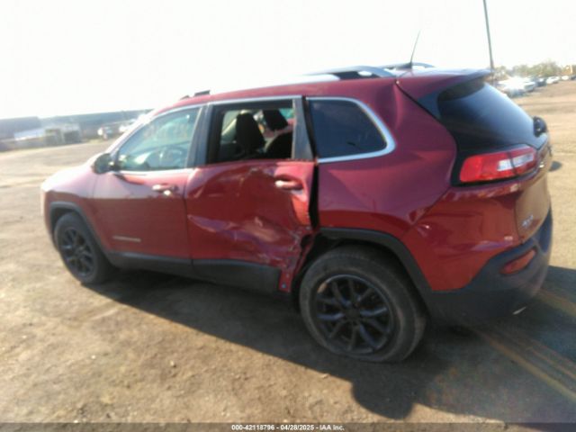 1C4PJMCS9GW162829 Jeep Cherokee Latitude