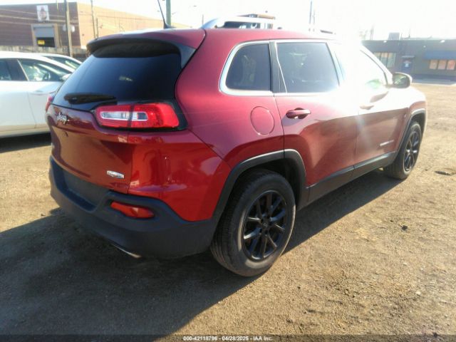 1C4PJMCS9GW162829 Jeep Cherokee Latitude