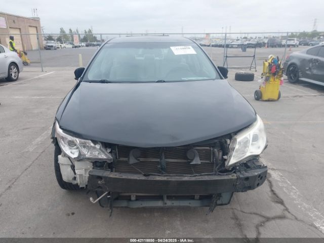 4T1BD1FK5EU113983 Toyota Camry Hybrid Le
