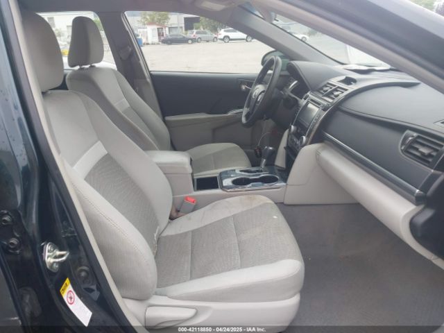 4T1BD1FK5EU113983 Toyota Camry Hybrid Le
