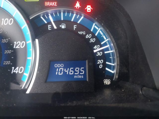 4T1BD1FK5EU113983 Toyota Camry Hybrid Le