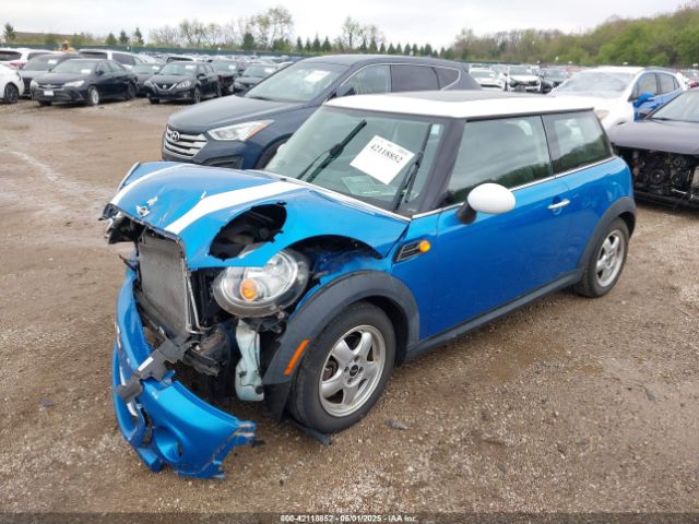 2011 MINI COOPER WMWSU3C55BT252427 Photo 1