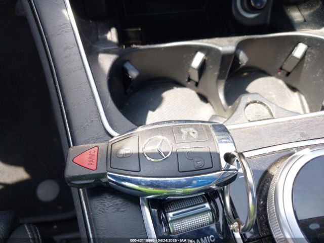 55SWF4JBXHU218250 Mercedes-Benz C 300 Luxury/sport