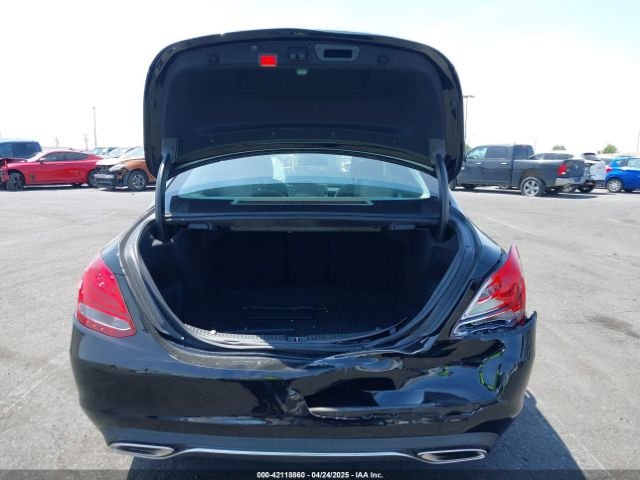 55SWF4JBXHU218250 Mercedes-Benz C 300 Luxury/sport