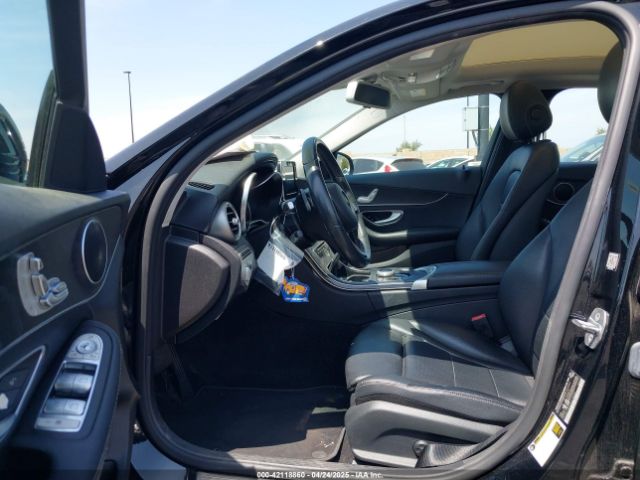 55SWF4JBXHU218250 Mercedes-Benz C 300 Luxury/sport