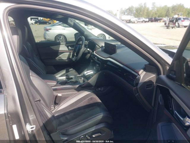 5J8YE1H05NL044324 Acura Mdx A-spec Package