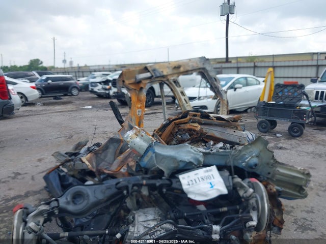 2022 TESLA MODEL 3 5YJ3E1EC4NF265262 Photo 8