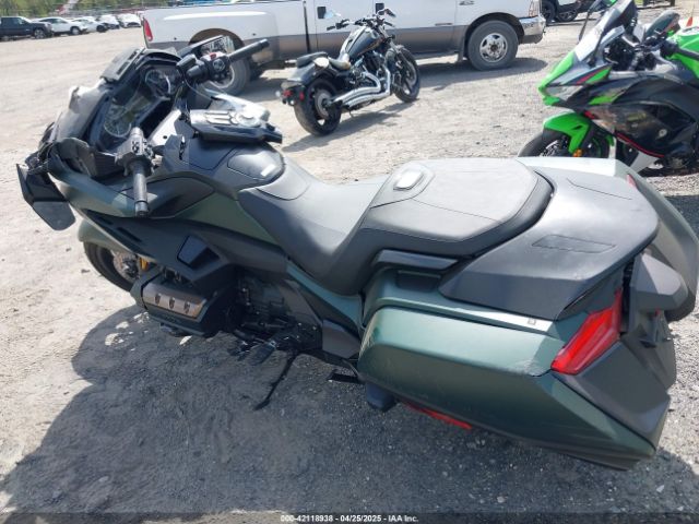 2024 HONDA GL1800 JH2SC7943RK600020 Photo 2
